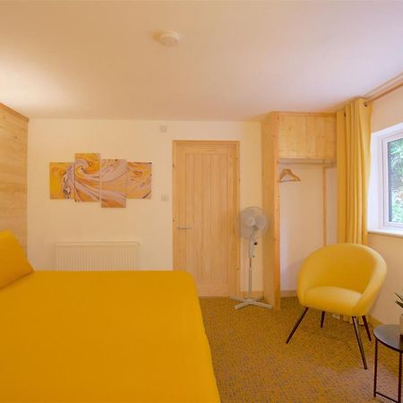 Shenstone Lodge Kidderminster Extérieur photo