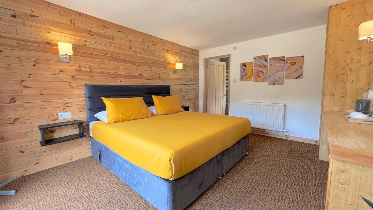 Shenstone Lodge Kidderminster Extérieur photo