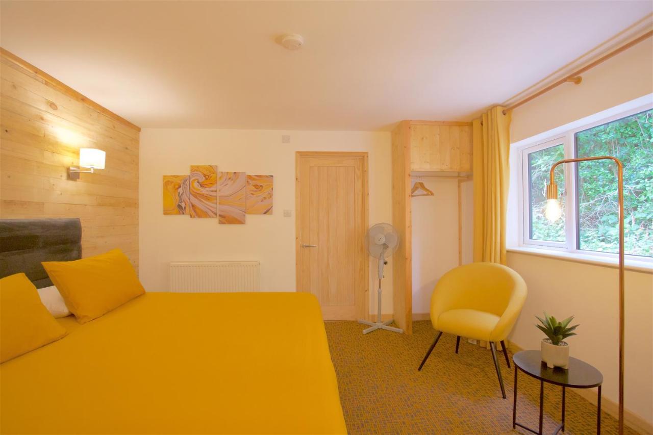 Shenstone Lodge Kidderminster Extérieur photo