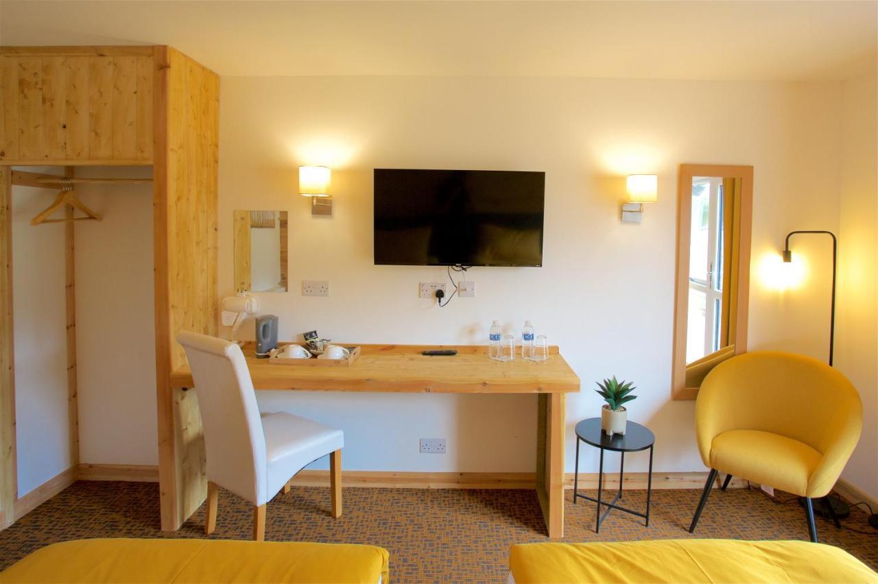 Shenstone Lodge Kidderminster Extérieur photo