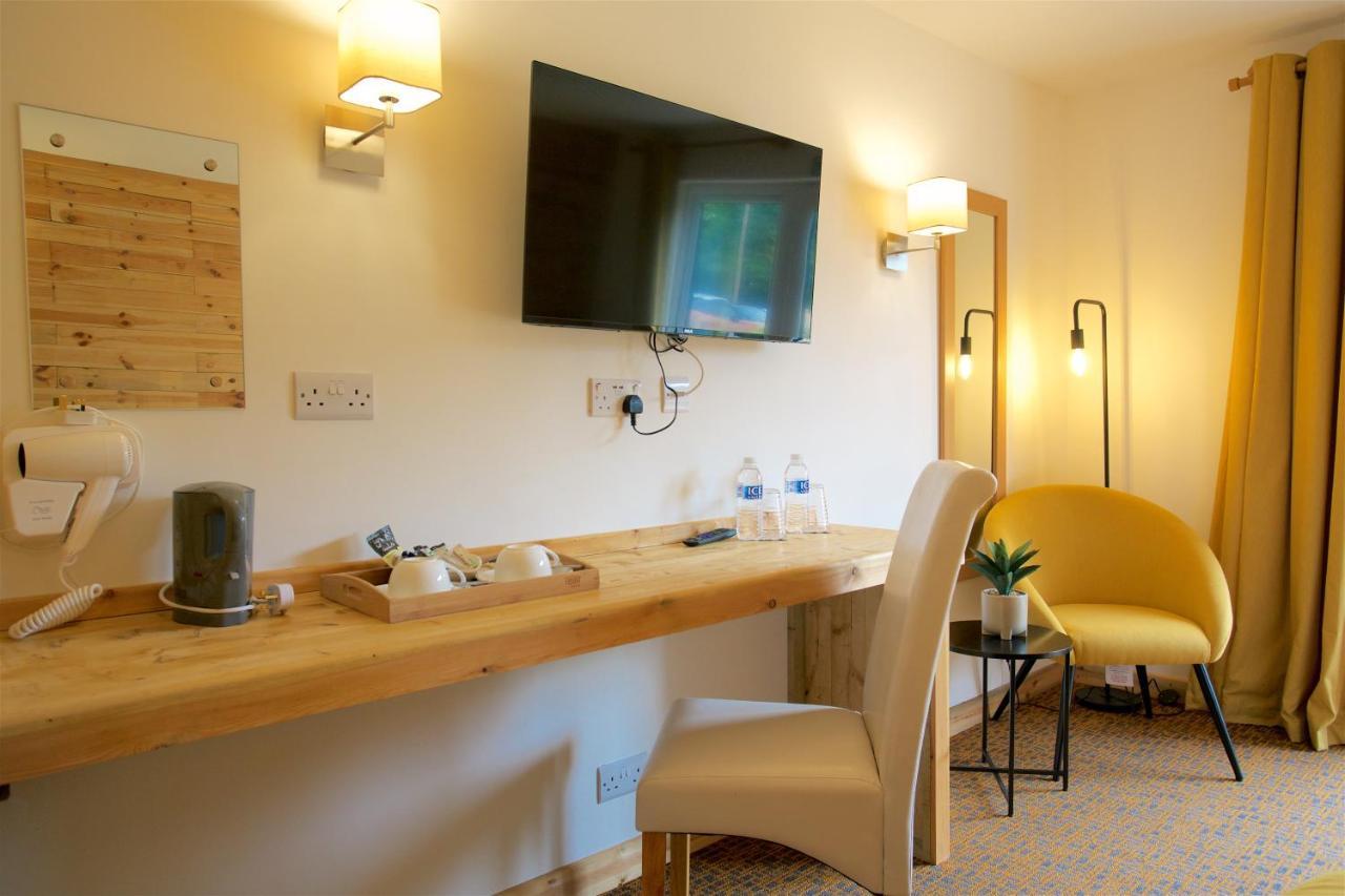 Shenstone Lodge Kidderminster Extérieur photo